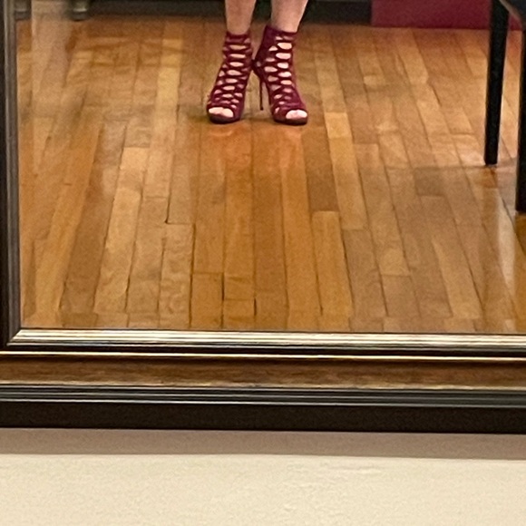 Aquazzura Fuchsia cut out 37, bootie - Picture 4 of 6